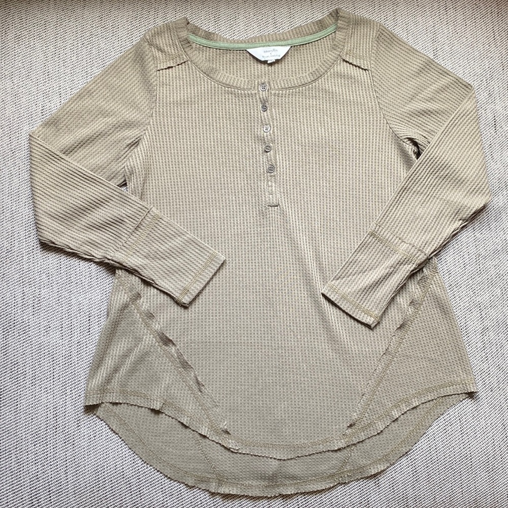 NWOT amaryllis Almost_readyblog XS long sleeve